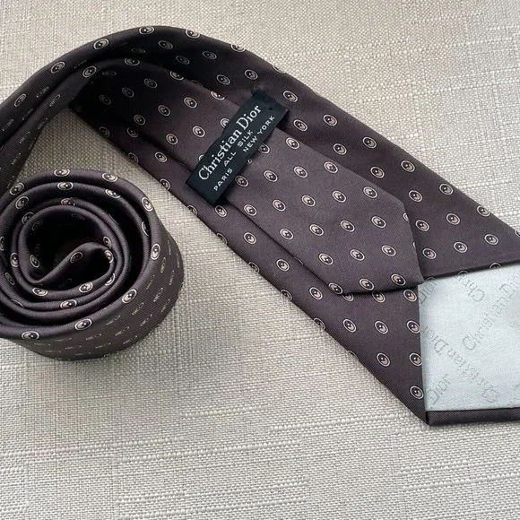 Christian Dior Men Tie ALL SILK Brown Tone Necktie CD Tie - Picture 9 of 9
